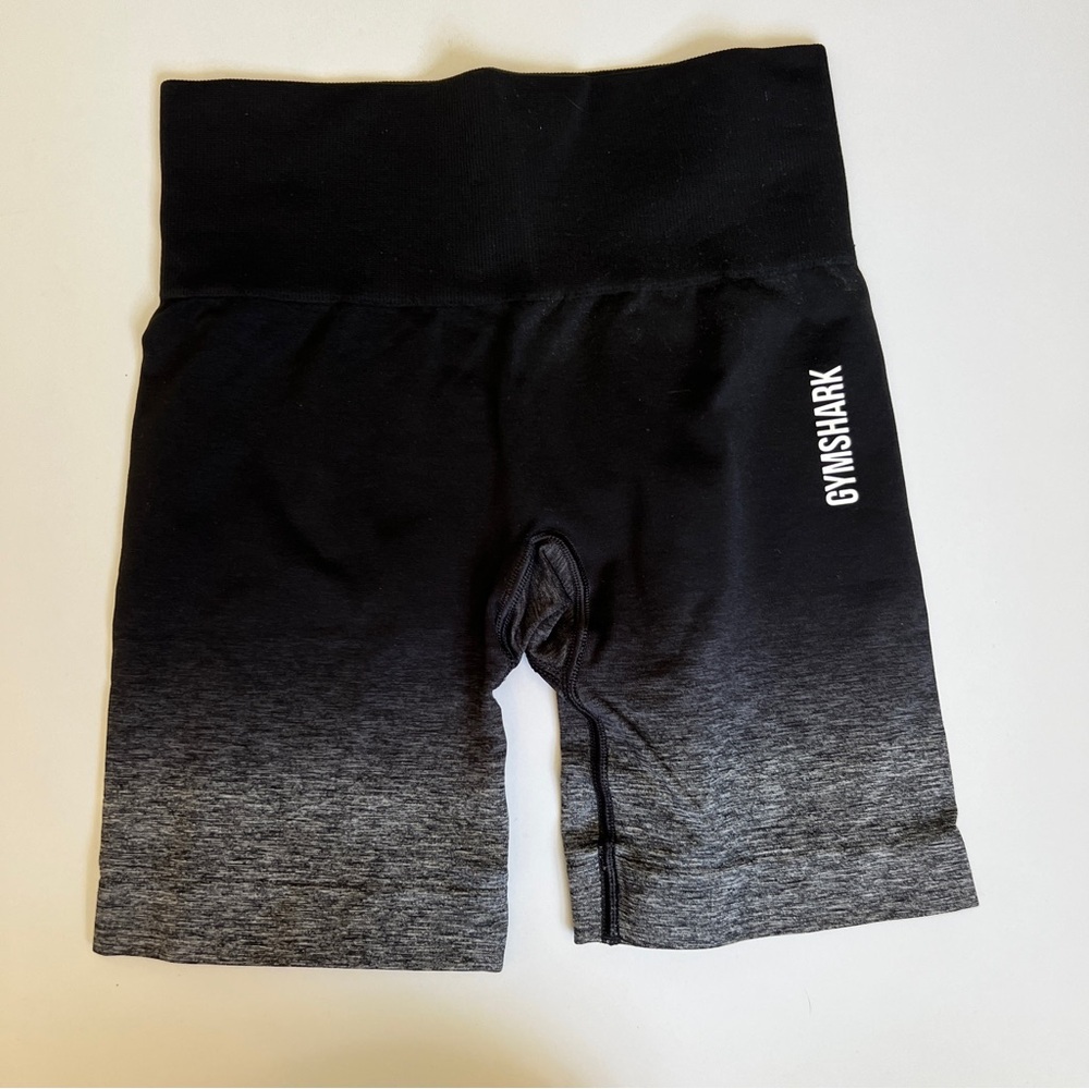 Gymshark ombré shorts black